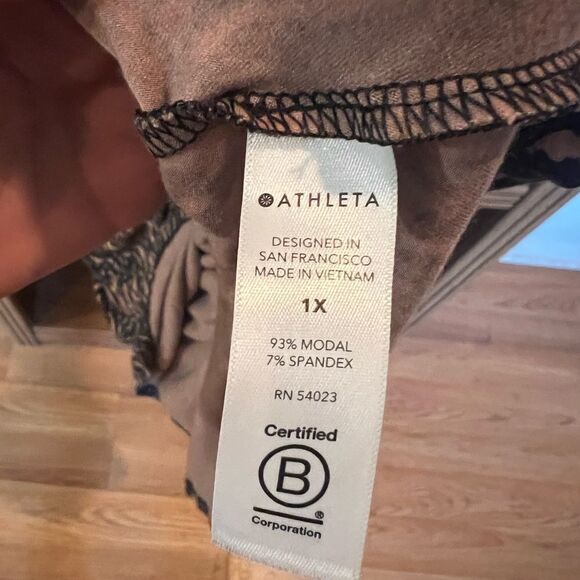 ATHLETA ABSTRACTION BLACK SLEEVELESSSANTORINI THERA DRESS - Picture 4 of 5